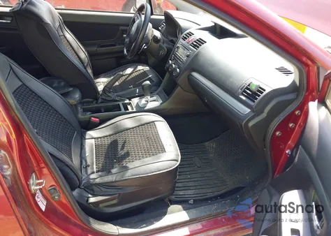 2014 Subaru Impreza 2.0I Premium z USA, uszkodzony, nr VIN JF1GPAC60E8277617